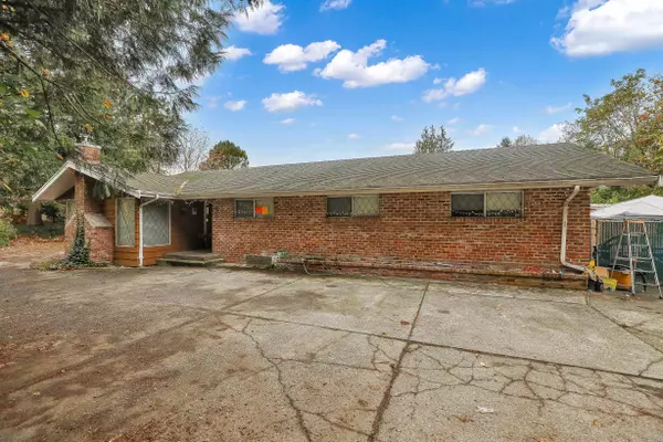 7913 192 ST, Surrey, BC V4N 5S9