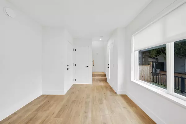 12770 105 AVE #21 Surrey, BC V3V 0H2