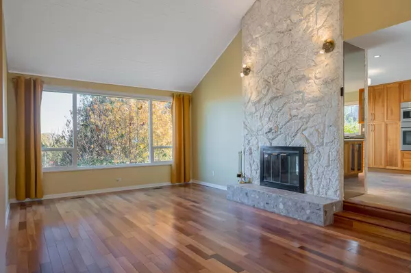 Delta, BC V4L 2H7,73 Woodland DR