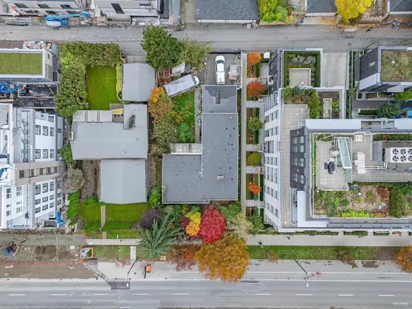 6789 Cambie ST, Vancouver, BC V6P 3H1