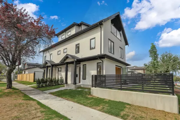 3695 E 26 AVE #1, Vancouver, BC V5R 2M7