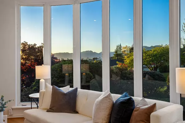 Burnaby, BC V5B 2G4,5770 Charles ST