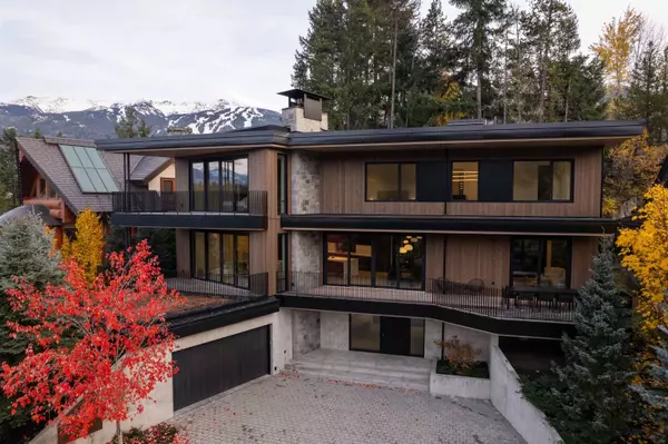 3565 Falcon CRES, Whistler, BC V8E 0B9
