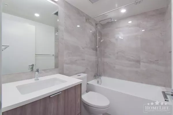 Surrey, BC V3T 0X2,13675 107a AVE #1211