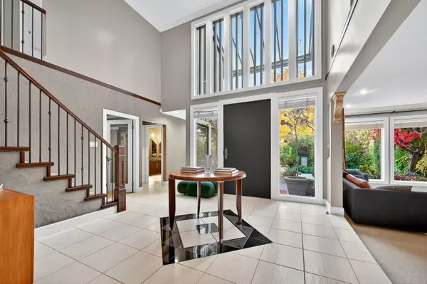 Richmond, BC V7C 5J1,5891 Laurelwood CT