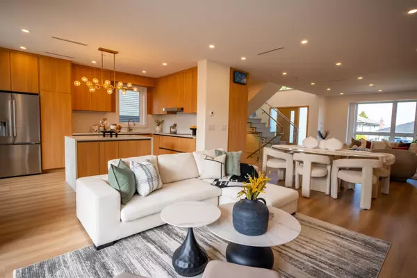 Burnaby, BC V5B 1J6,7 N Howard AVE