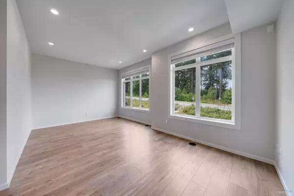 Surrey, BC V4N 6V5,17557 100 AVE #10