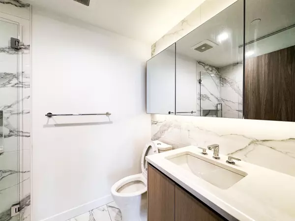 Burnaby, BC V5C 0N1,4880 Lougheed HWY #18**