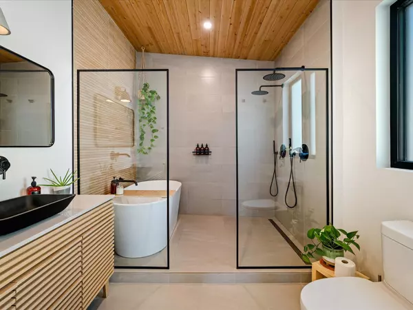 3011 Tenquille PL Pemberton, BC V0N 2L3