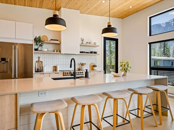 Pemberton, BC V0N 2L3,3011 Tenquille PL