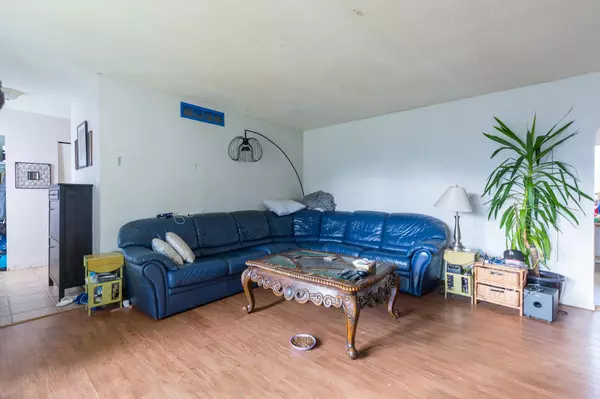 Abbotsford, BC V2S 4N6,32633 Marshall RD