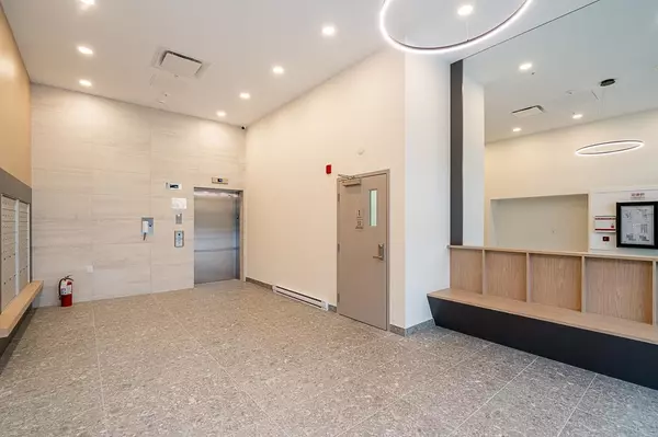 Langley, BC V4W 0E4,27218 Aldergrove Town Center DR #516