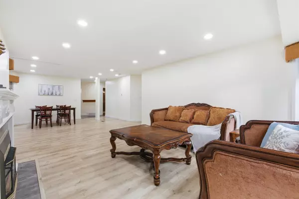 Delta, BC V4C 7C8,11142 85a AVE