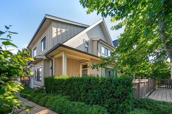 5071 Steveston HWY #9, Richmond, BC V7E 2K5