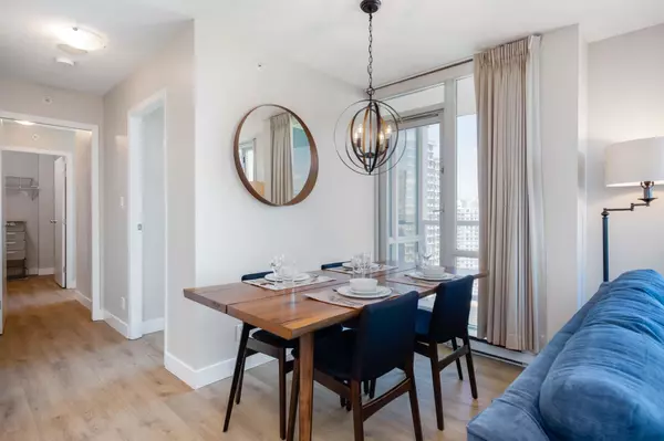 Vancouver, BC V6Z 2Z2,193 Aquarius Mews #2907