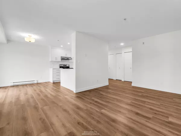 Surrey, BC V3W 0V2,12130 80 AVE #402