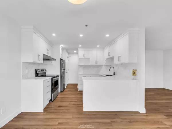 Surrey, BC V3W 0V2,12130 80 AVE #402