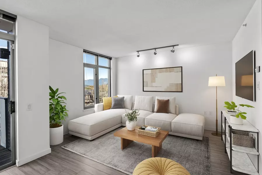 4310 Hastings ST #410, Burnaby, BC V5C 2J9