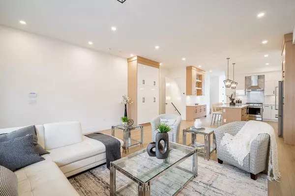 Surrey, BC V3S 0X7,16673 16 AVE