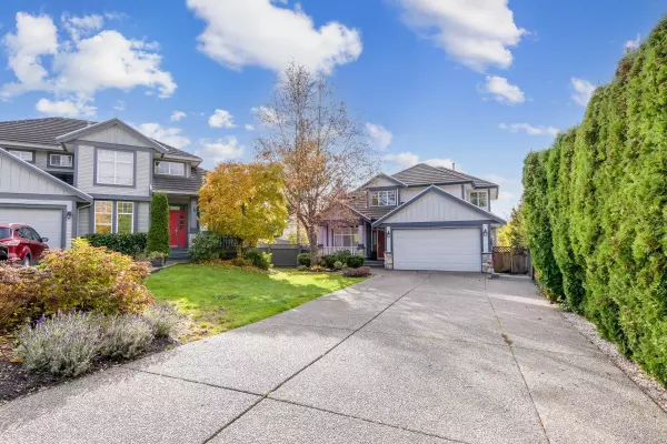 Surrey, BC V3S 0M3,18290 Claytonwood CRES