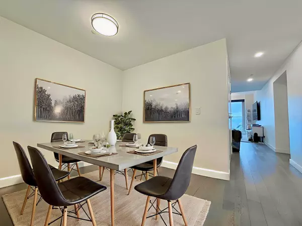 1480 Howe ST #3605 Vancouver, BC V6Z 0G5