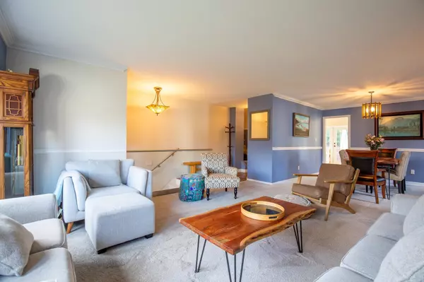 Maple Ridge, BC V2X 9S5,12125 Irving ST