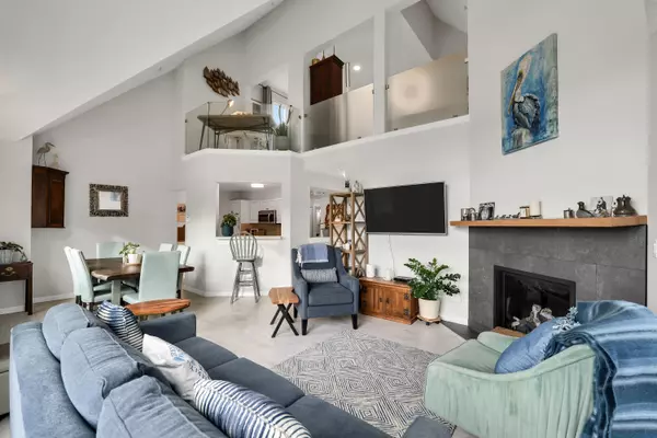 Squamish, BC V0N 3G0,1466 Pemberton AVE #301