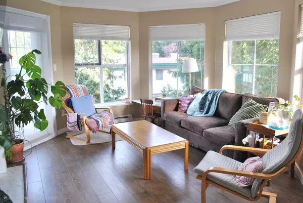 15160 108 AVE #306, Surrey, BC V3R 0V2