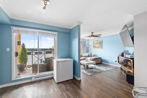 New Westminster, BC V3M 6N8,6 Renaissance SQ #312