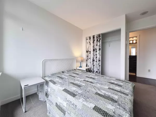 5515 Boundary RD #1057 Vancouver, BC V5R 0E3