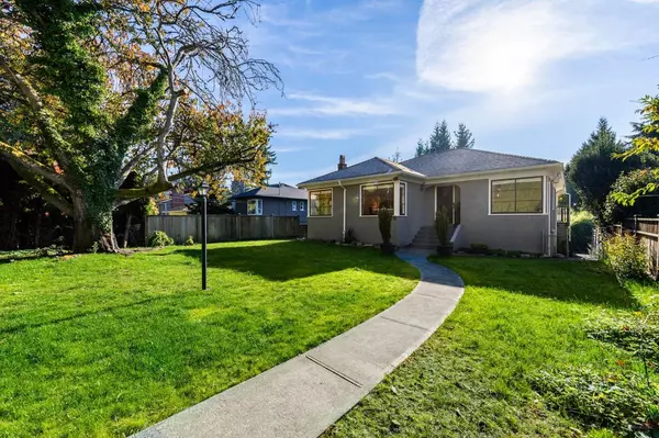 1258 Jefferson AVE, West Vancouver, BC V7T 2B1