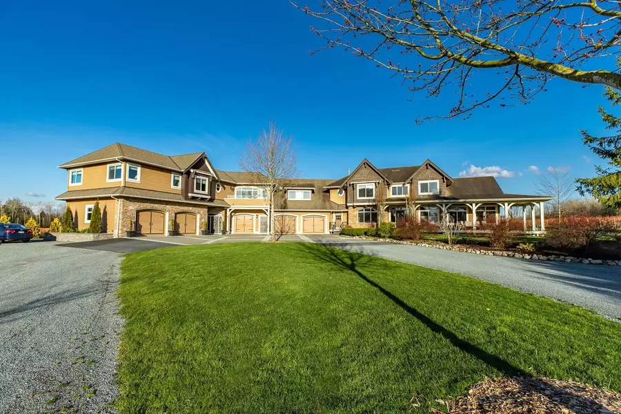 3180 216 ST, Langley, BC V2Z 2E6