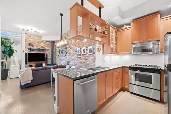 Vancouver, BC V5T 4V4,2515 Ontario ST #207