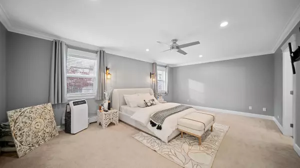 Surrey, BC V3S 2H9,15038 70 AVE