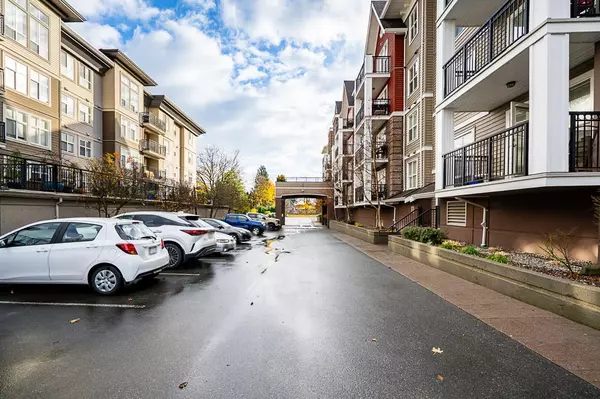 Chilliwack, BC V2P 4E2,8933 Edward ST #108