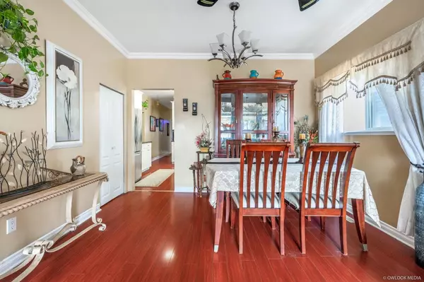 Vancouver, BC V5X 2T3,475 SE Marine DR