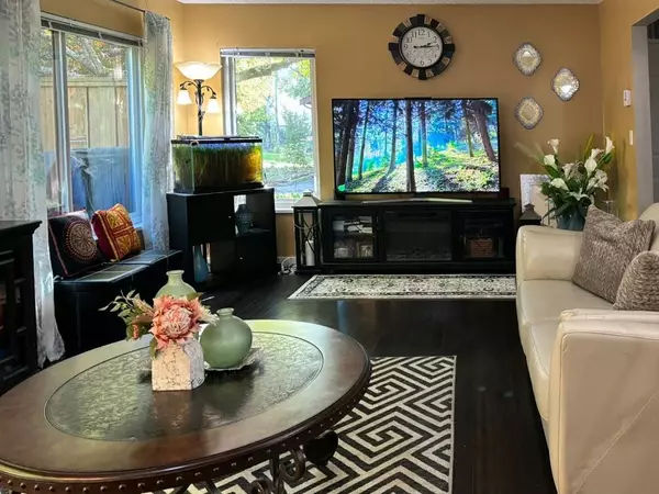 Surrey, BC V3W 7E6,13880 74 AVE #125