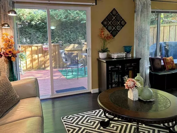 Surrey, BC V3W 7E6,13880 74 AVE #125