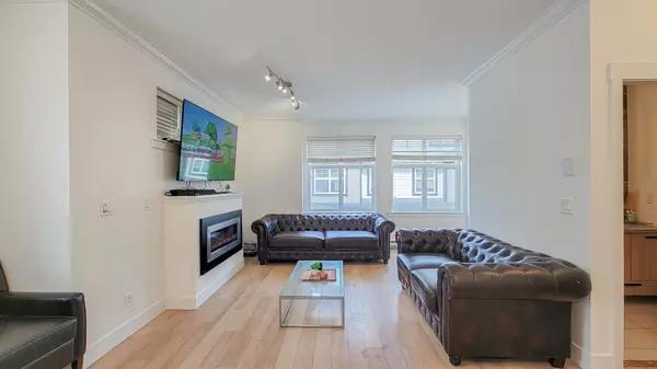 Surrey, BC V3X 1B8,6350 142 ST #11