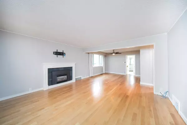 New Westminster, BC V3L 3T9,454 Kelly ST