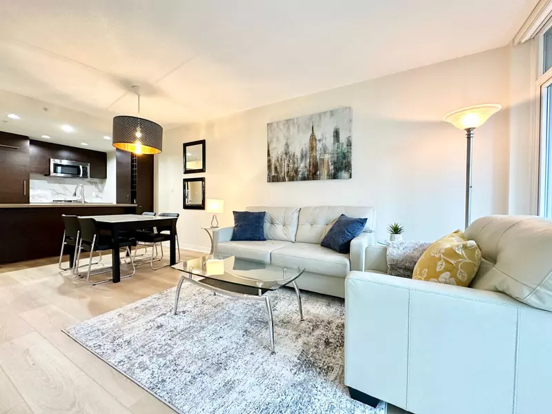 833 Homer St #1205, Vancouver, BC V6B 0H4