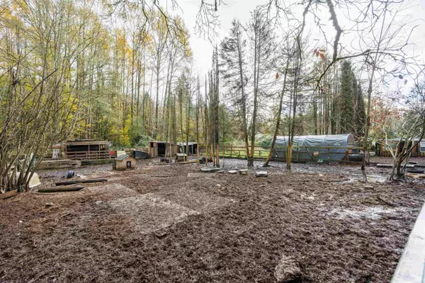 Maple Ridge, BC V4R 1N7,23856 124 AVE