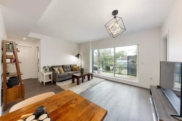 Vancouver, BC V5X 1X4,477 W 59th AVE #202