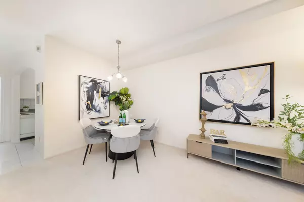 Richmond, BC V6Y 1X9,7651 Moffatt RD #5