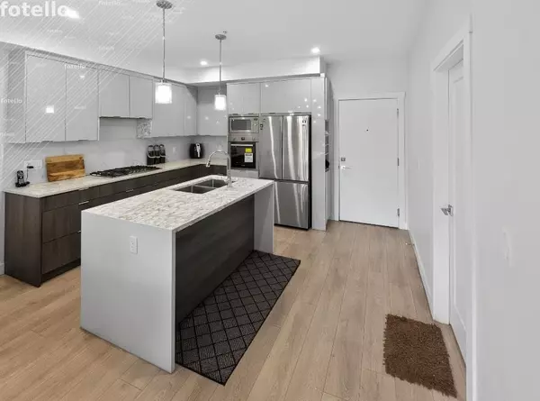 14438 72 AVE #B301, Surrey, BC V3S 2E7