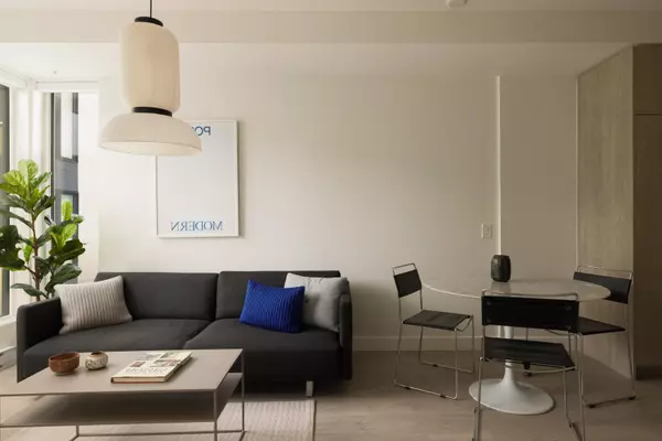 Vancouver, BC V5T 0K5,322 E 15th AVE #215