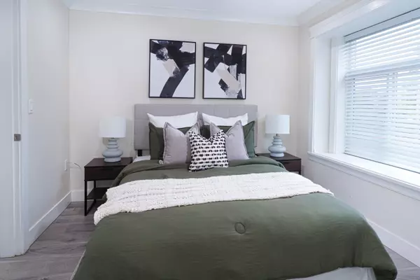 Vancouver, BC V5M 4B4,3216 Vimy CRES