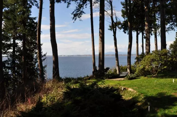 Surrey, BC V4A 1K1,1515 126a ST