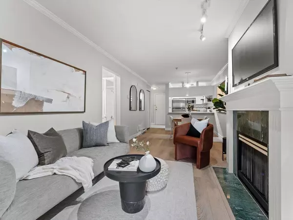 3638 W Broadway #205, Vancouver, BC V6R 2B7