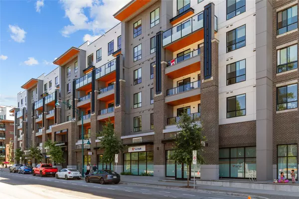 3131 Murray ST #202, Port Moody, BC V3H 0L9